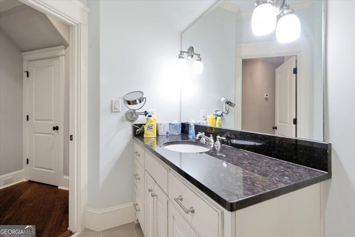 1011 Highgrove Drive Property Photo 37