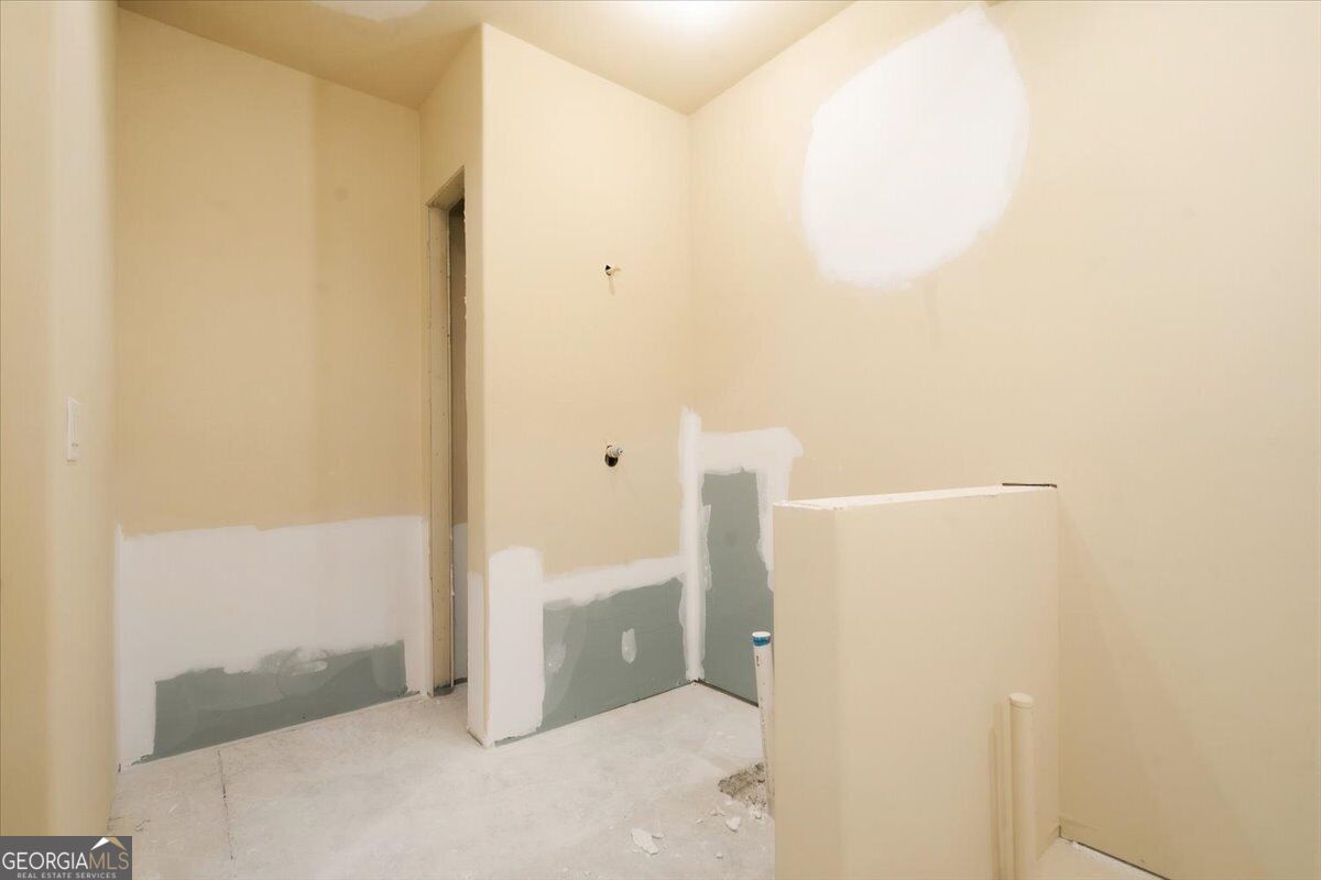 1011 Highgrove Drive Property Photo 48