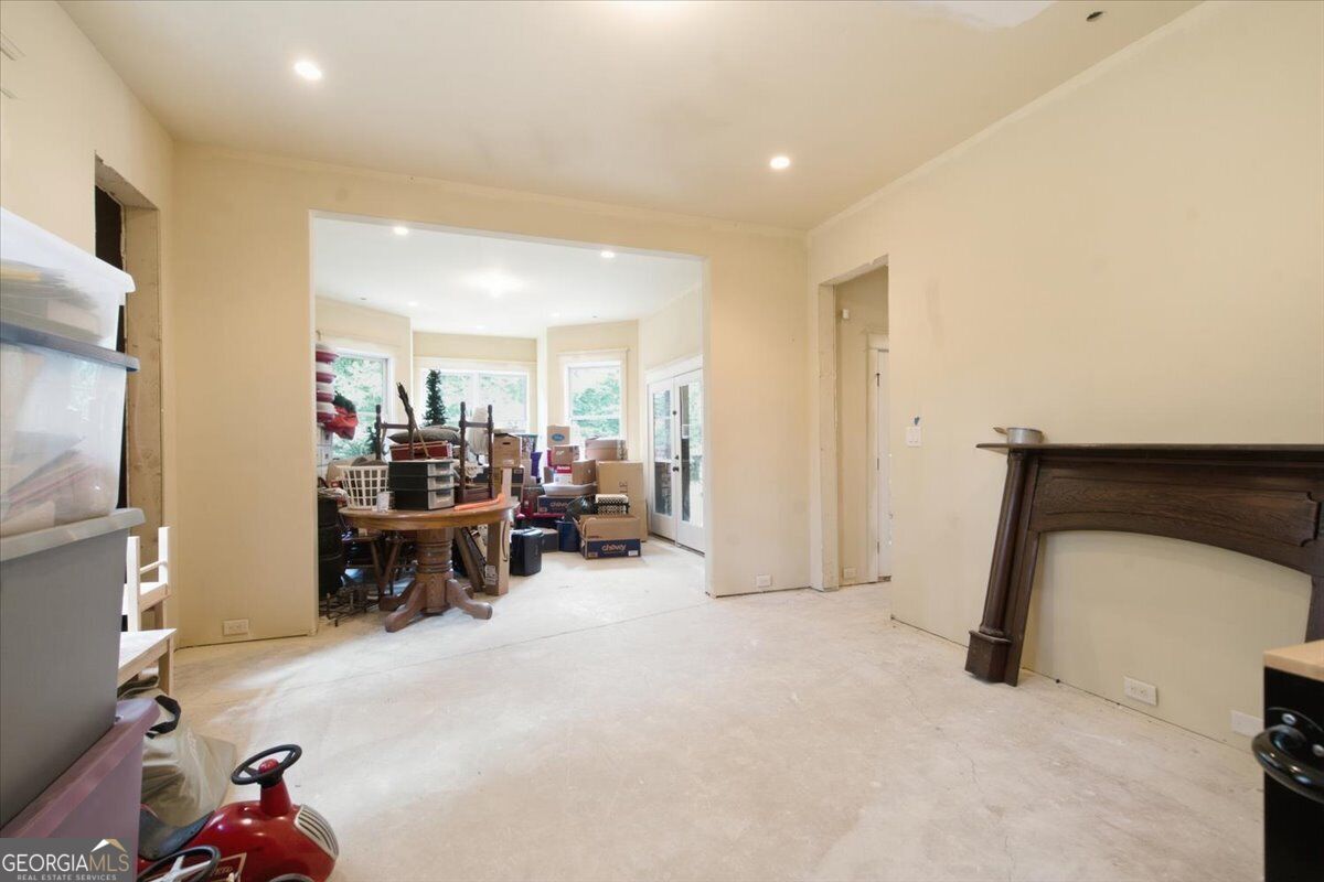 1011 Highgrove Drive Property Photo 49
