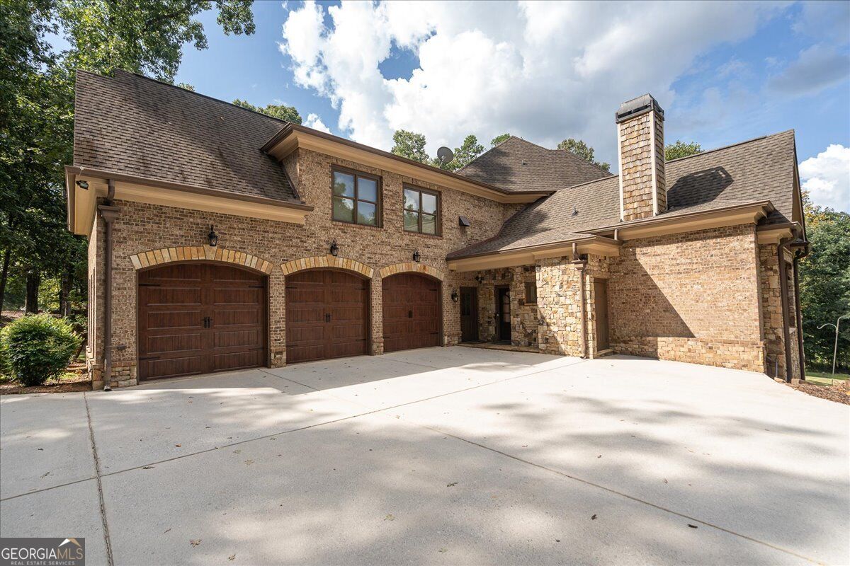 1011 Highgrove Drive Property Photo 54