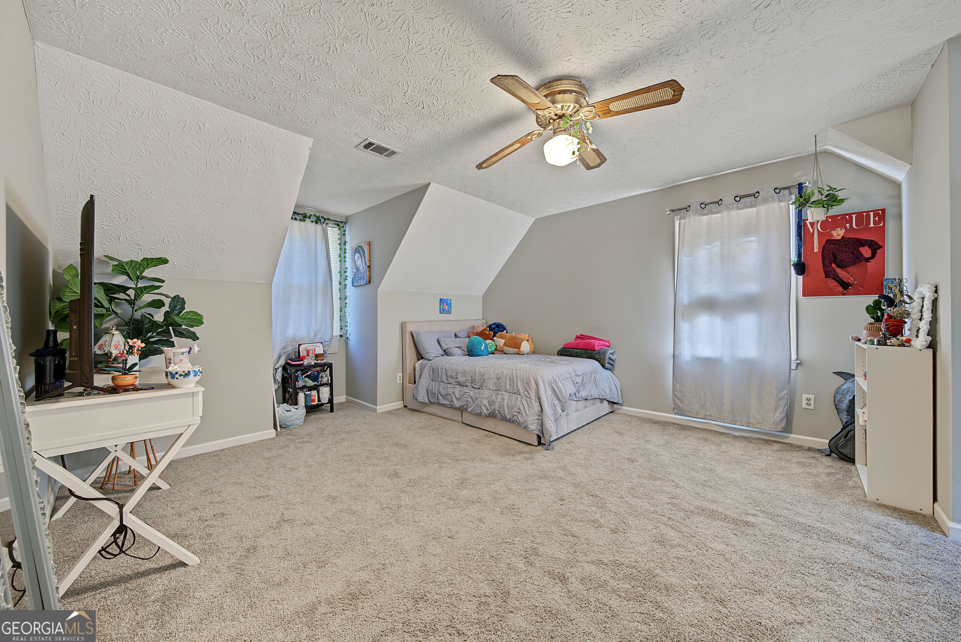 330 Laurelwood Drive Property Photo 17