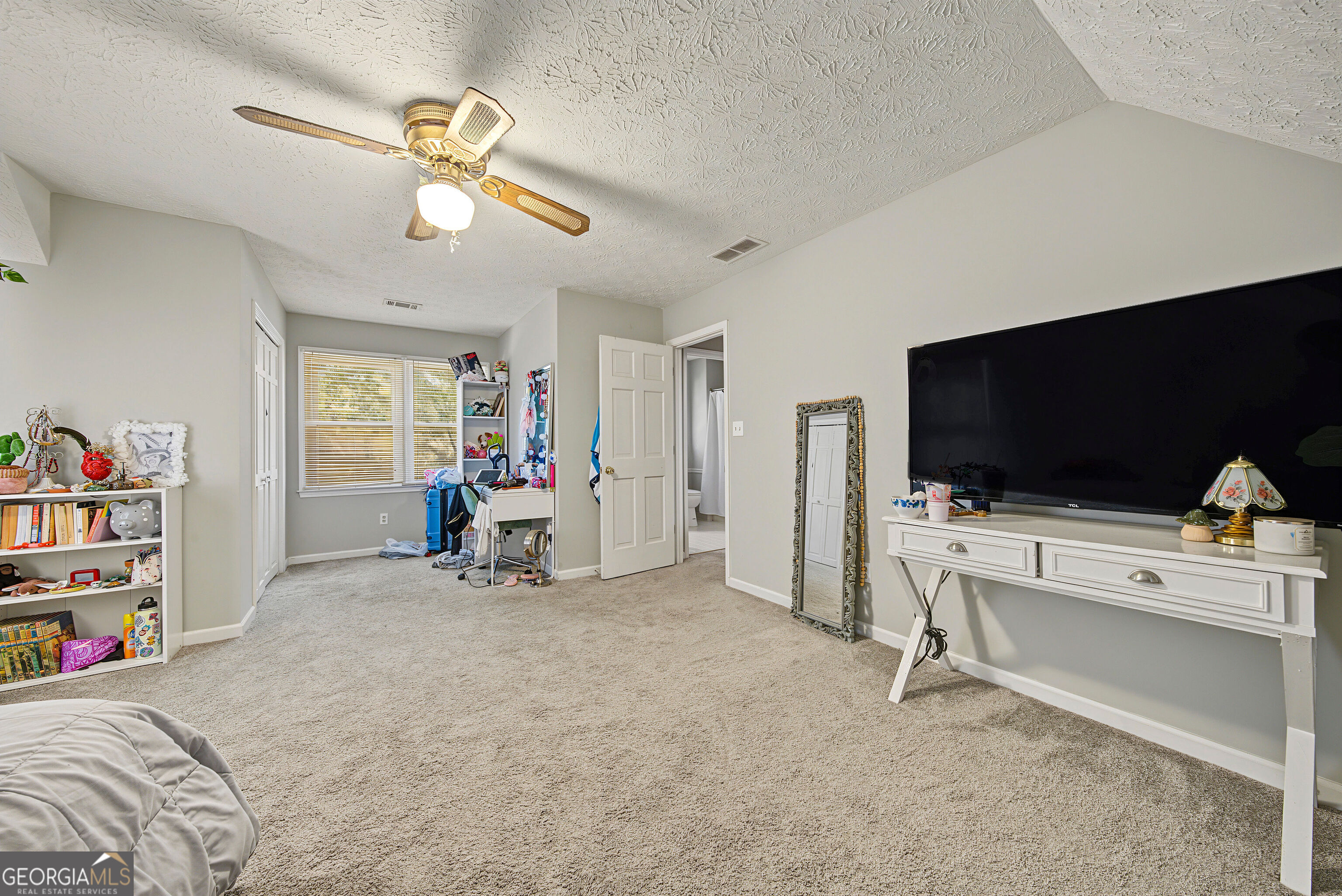 330 Laurelwood Drive Property Photo 20