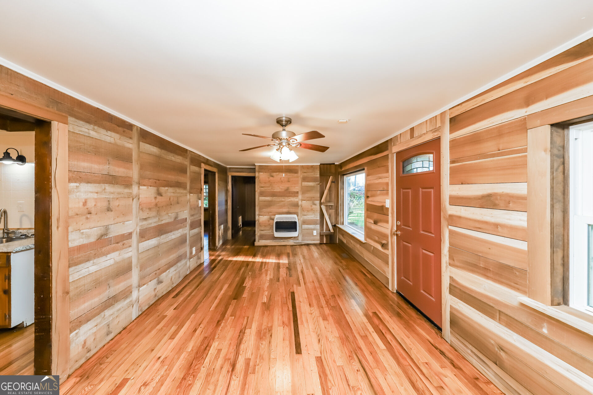 113 Eason Street Property Photo 3