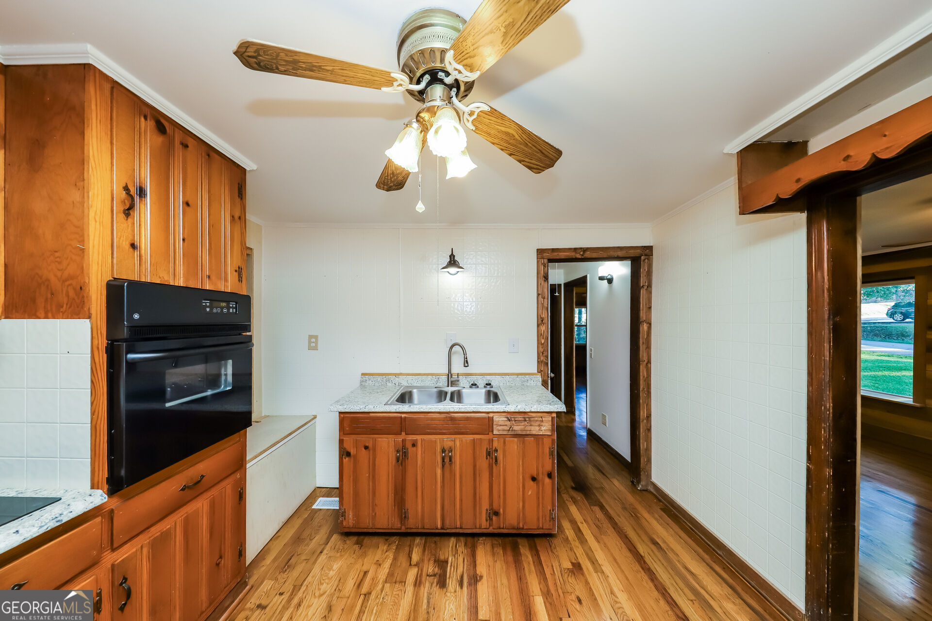 113 Eason Street Property Photo 6