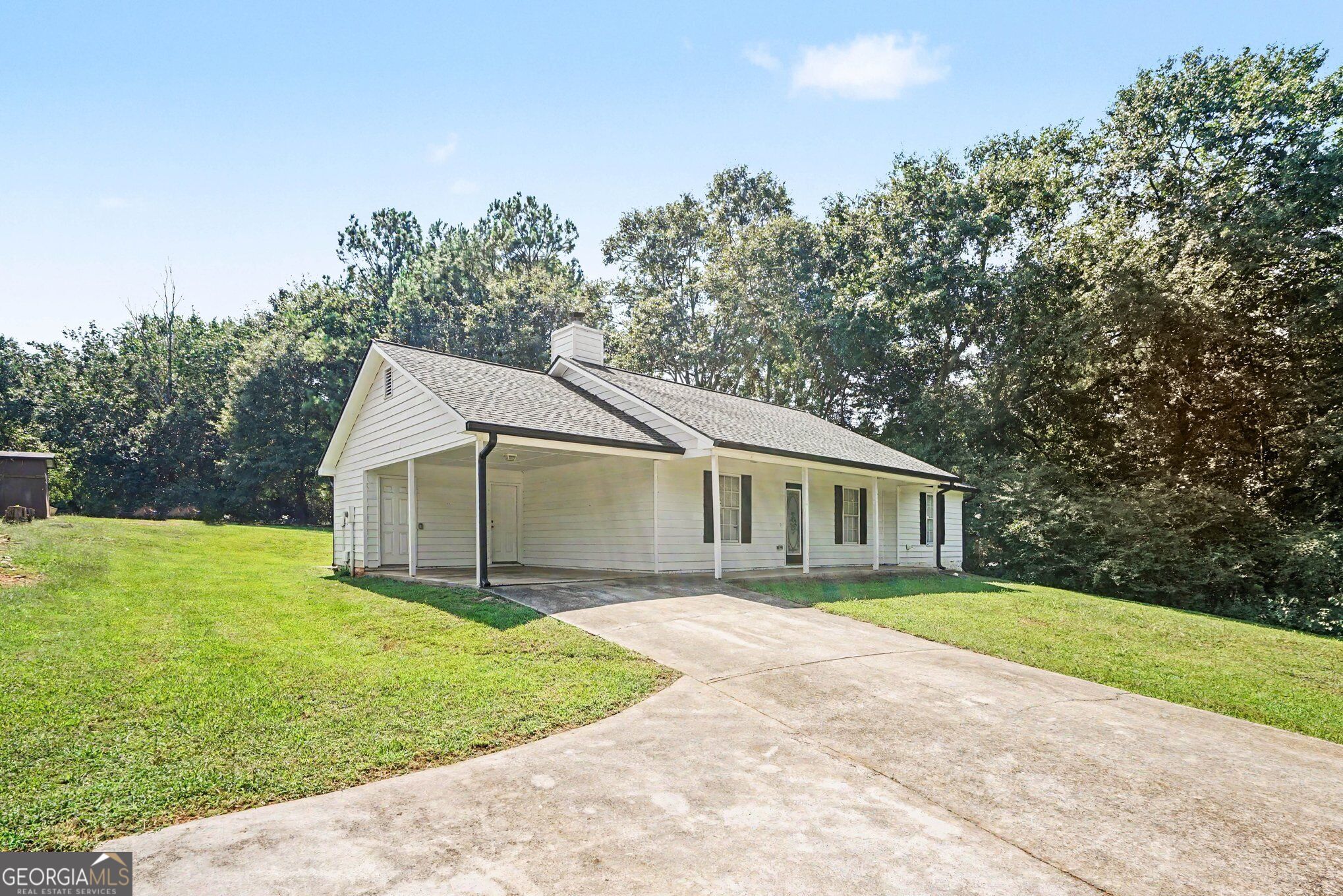 2027 Providence Road Property Photo 6