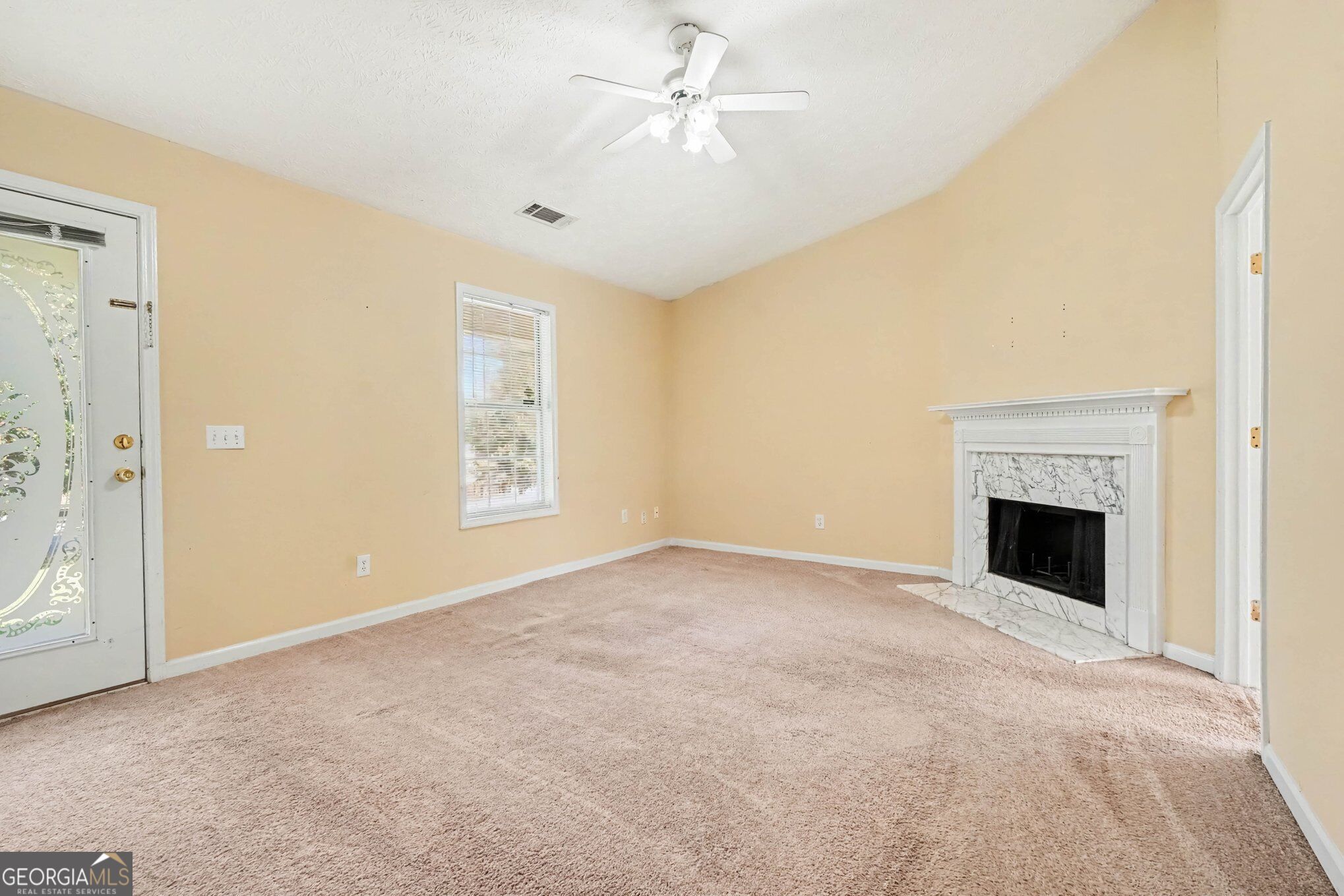 2027 Providence Road Property Photo 7