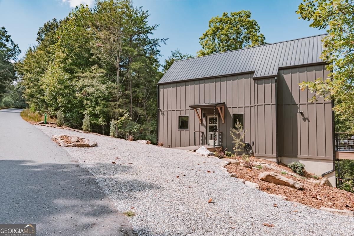 65 This Way Property Photo 30