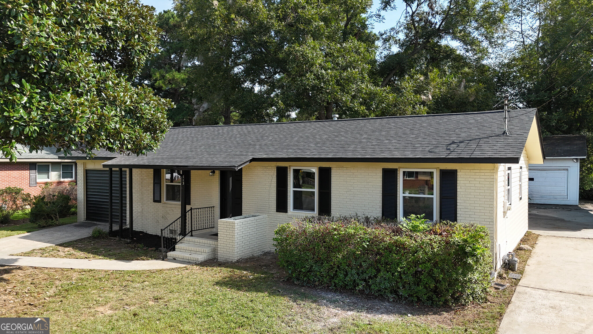 113 Linda Drive Property Photo 1