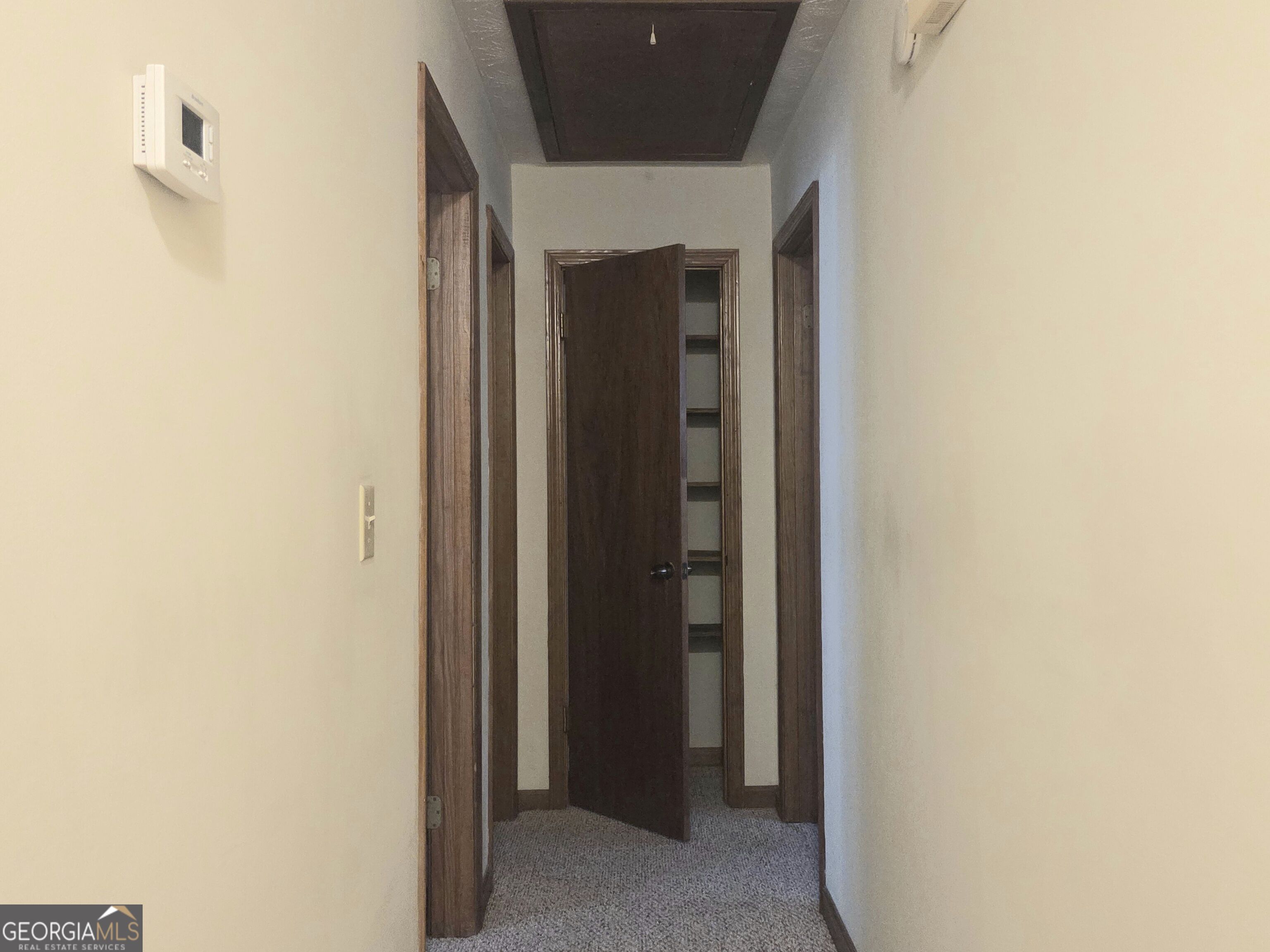 8492 Pineland Drive Property Photo 11
