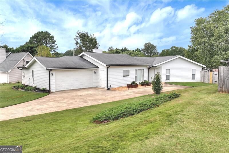 5640 Raintree Trace Property Photo 1