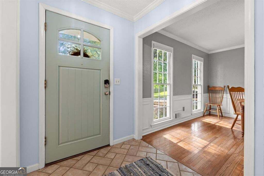 100 Shane Way Se Property Photo 3