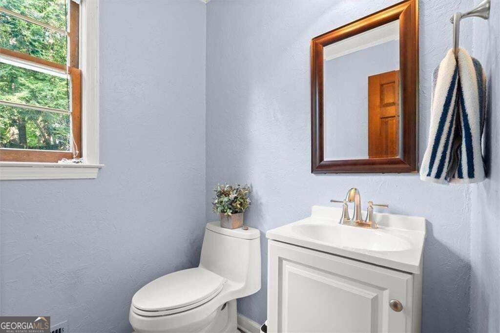 100 Shane Way Se Property Photo 8