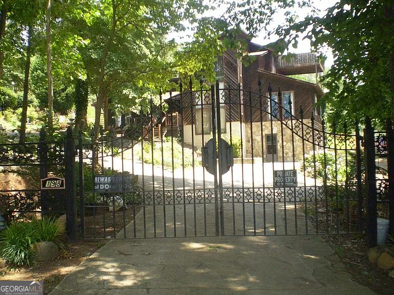 198 Evergreen Road Property Photo 1