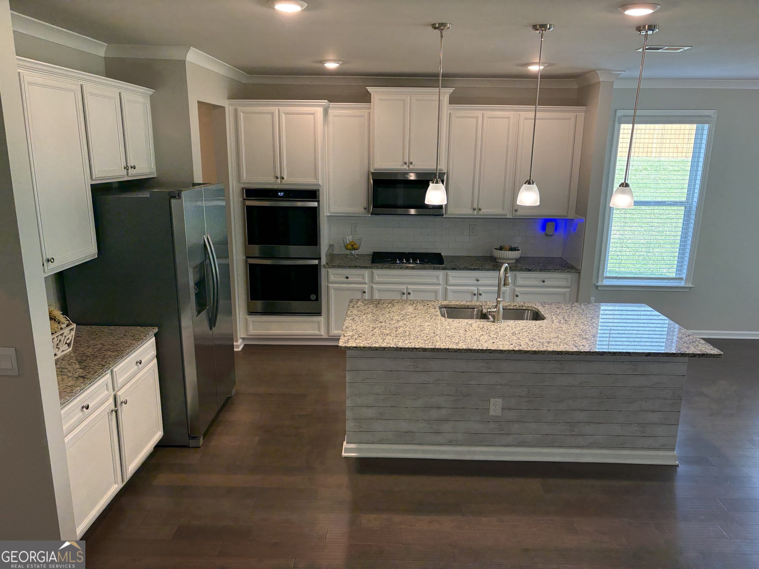 200 Darien Drive Property Photo 7