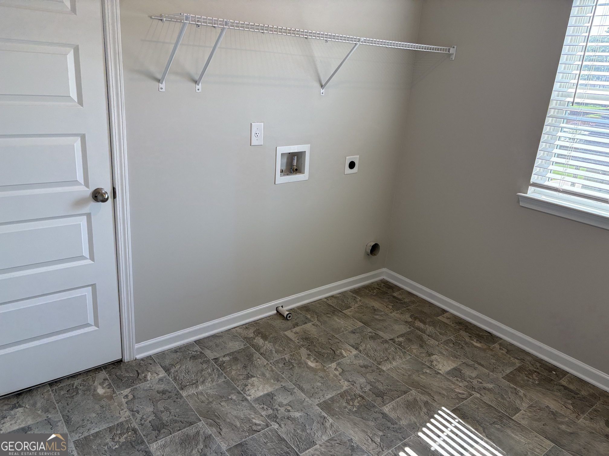 200 Darien Drive Property Photo 29