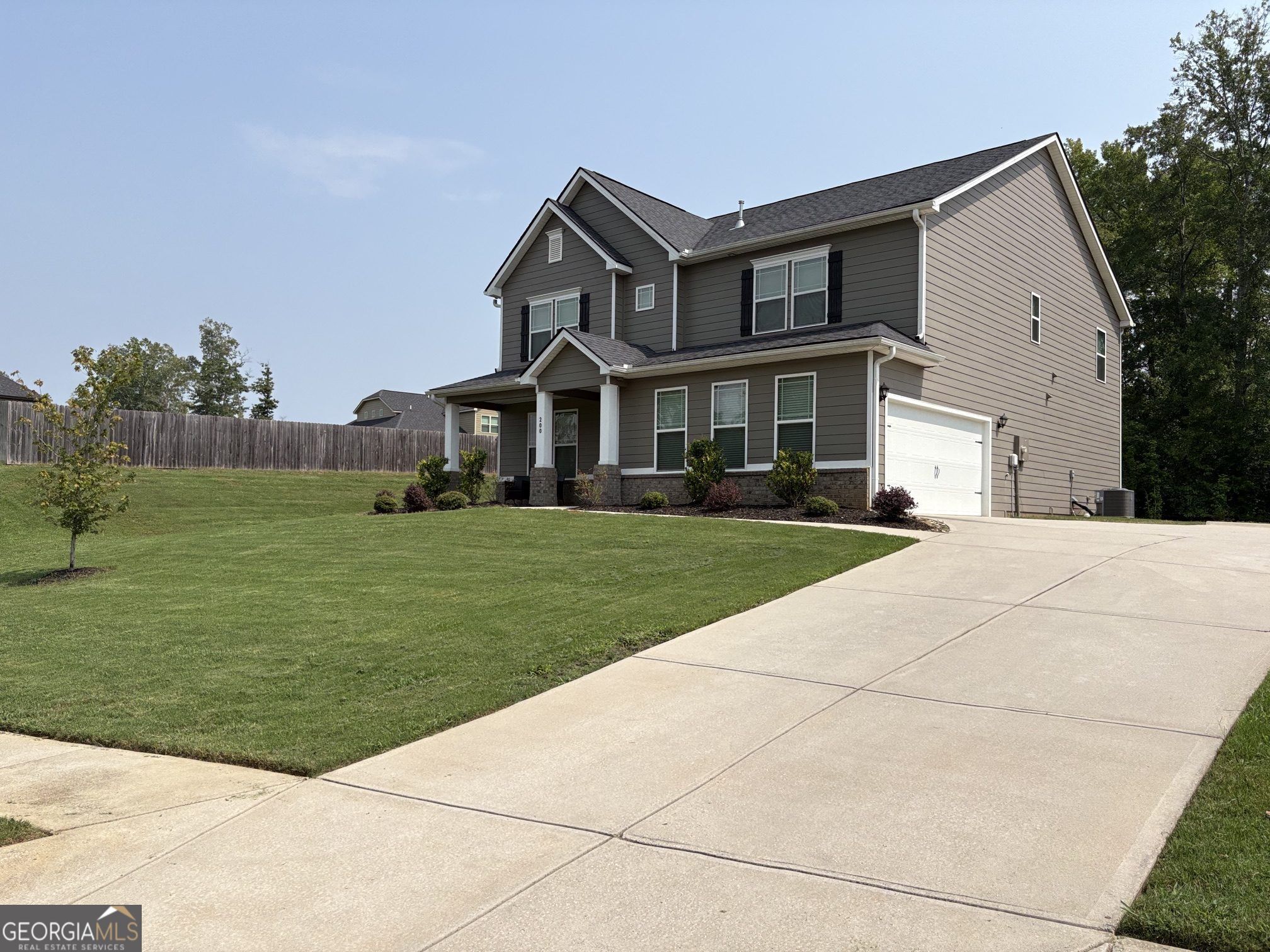 200 Darien Drive Property Photo 34