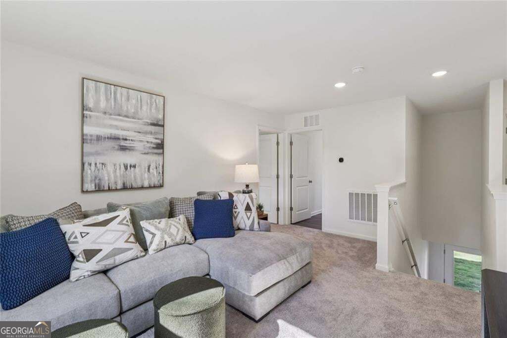 245 Kinsale Drive Property Photo 14