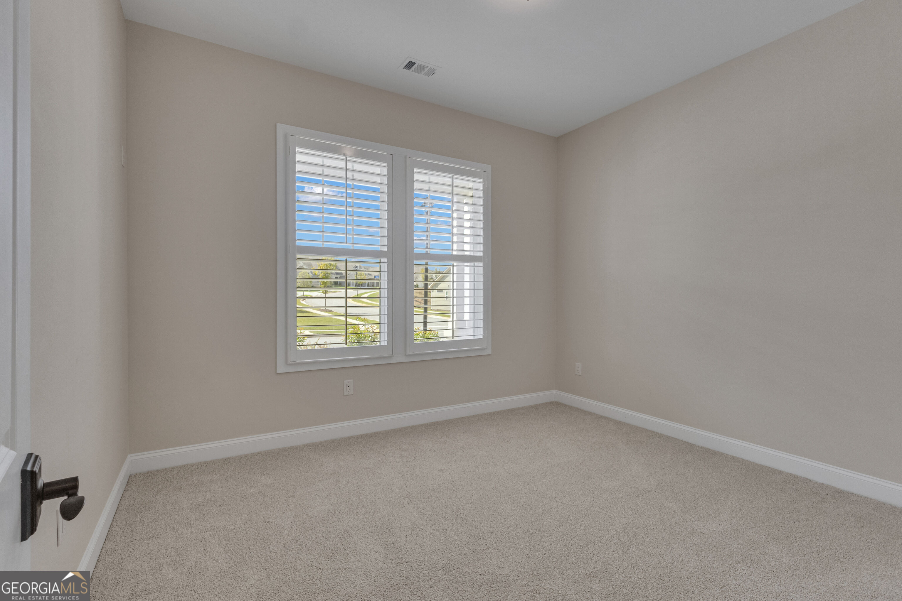 93 Club Cresswind Drive Property Photo 7