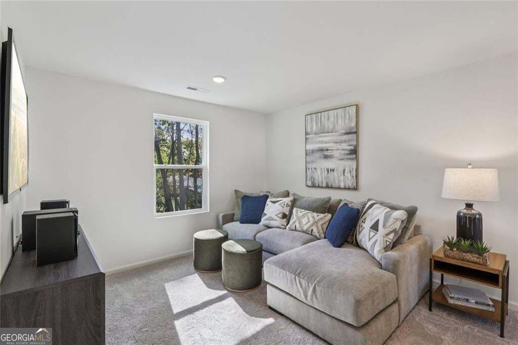 140 Enclave Drive Property Photo 11