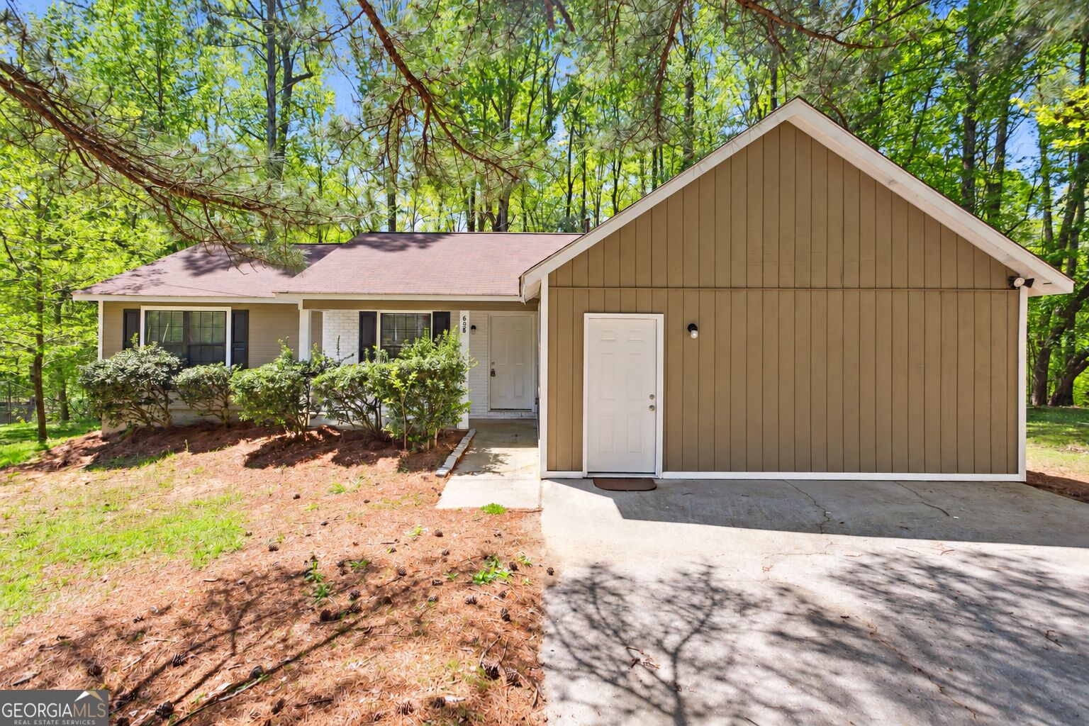 658 Tarragon Way Sw Property Photo 1