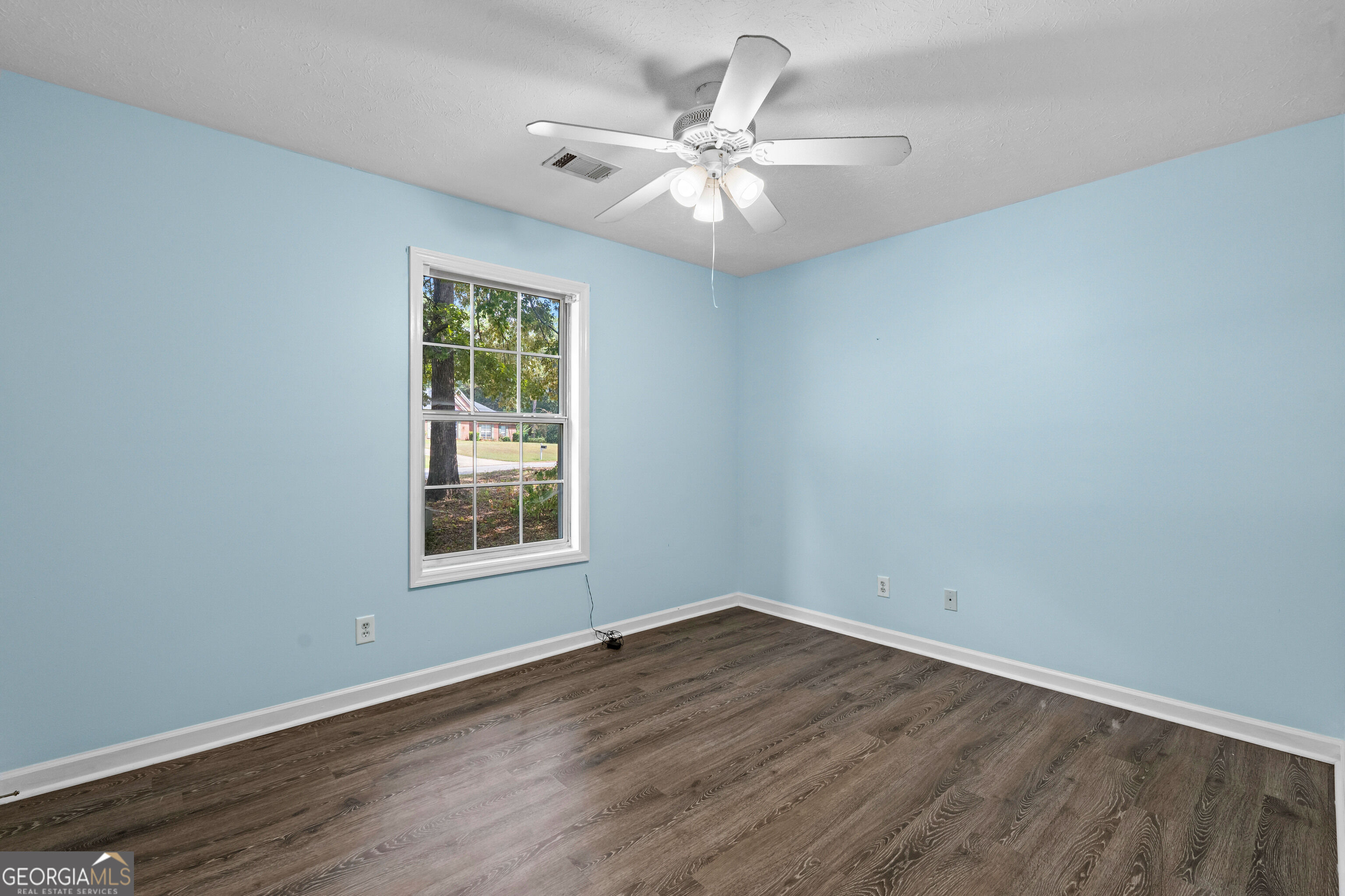 205 Foxdale Court Property Photo 31