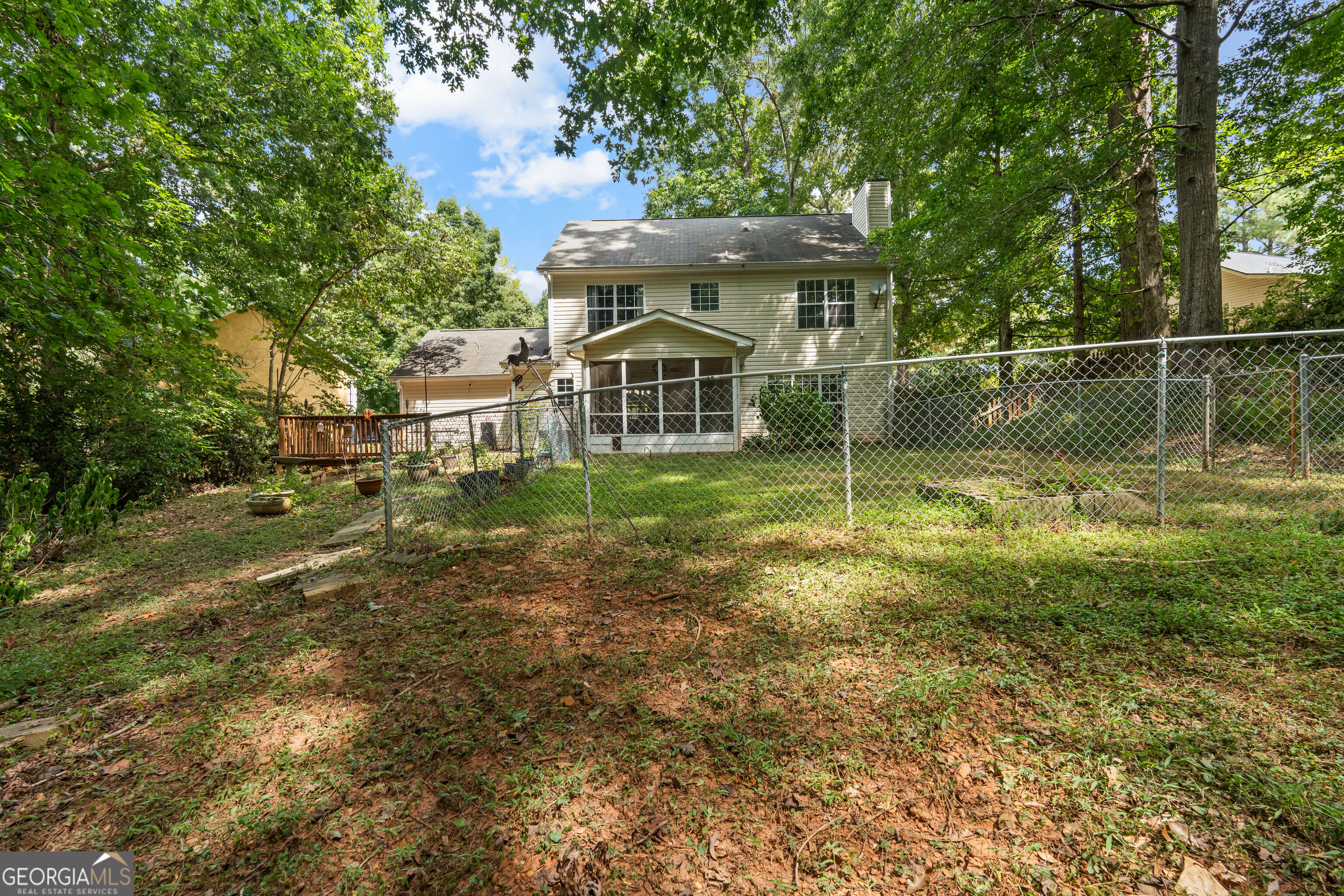 205 Foxdale Court Property Photo 40