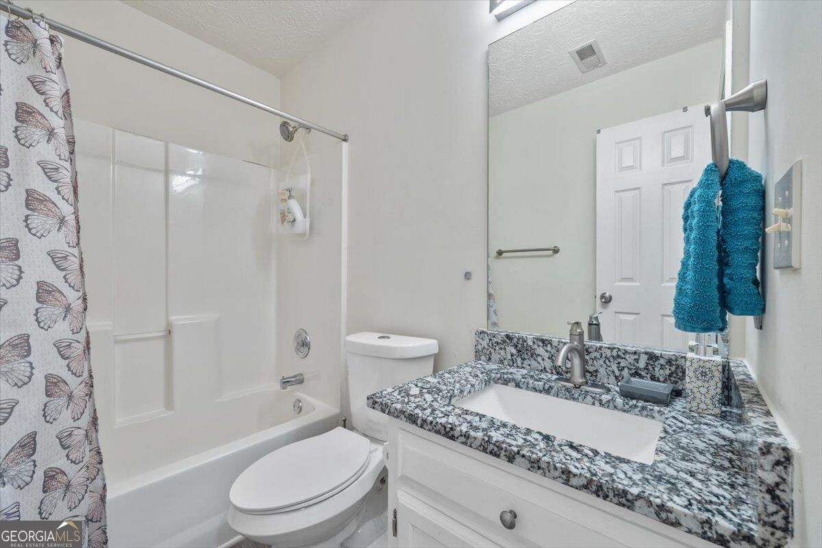 6574 Oak Mill Court Property Photo 9