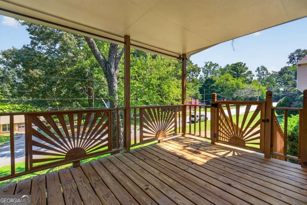 5147 Dekalb Way Property Photo 3