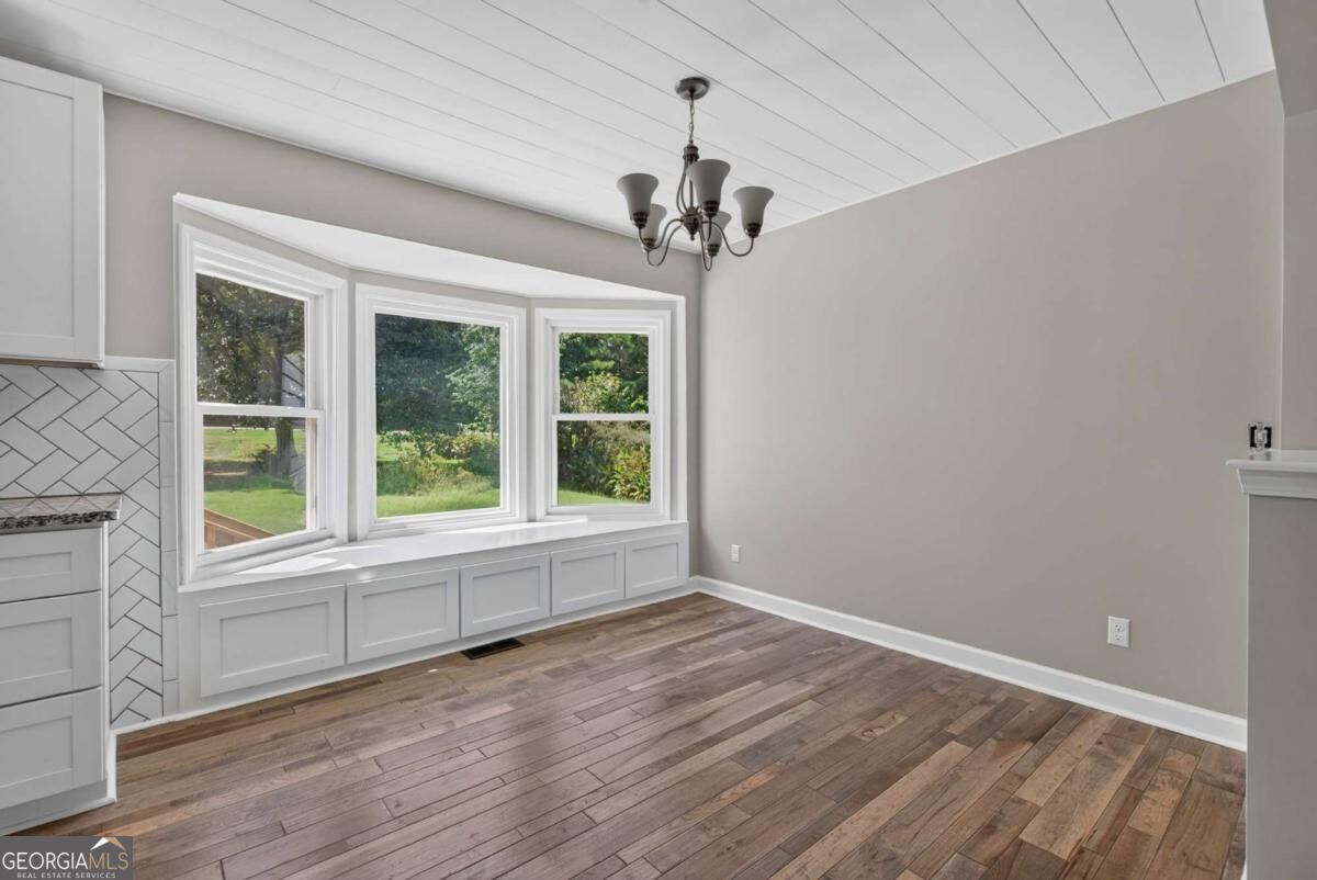 5147 Dekalb Way Property Photo 6