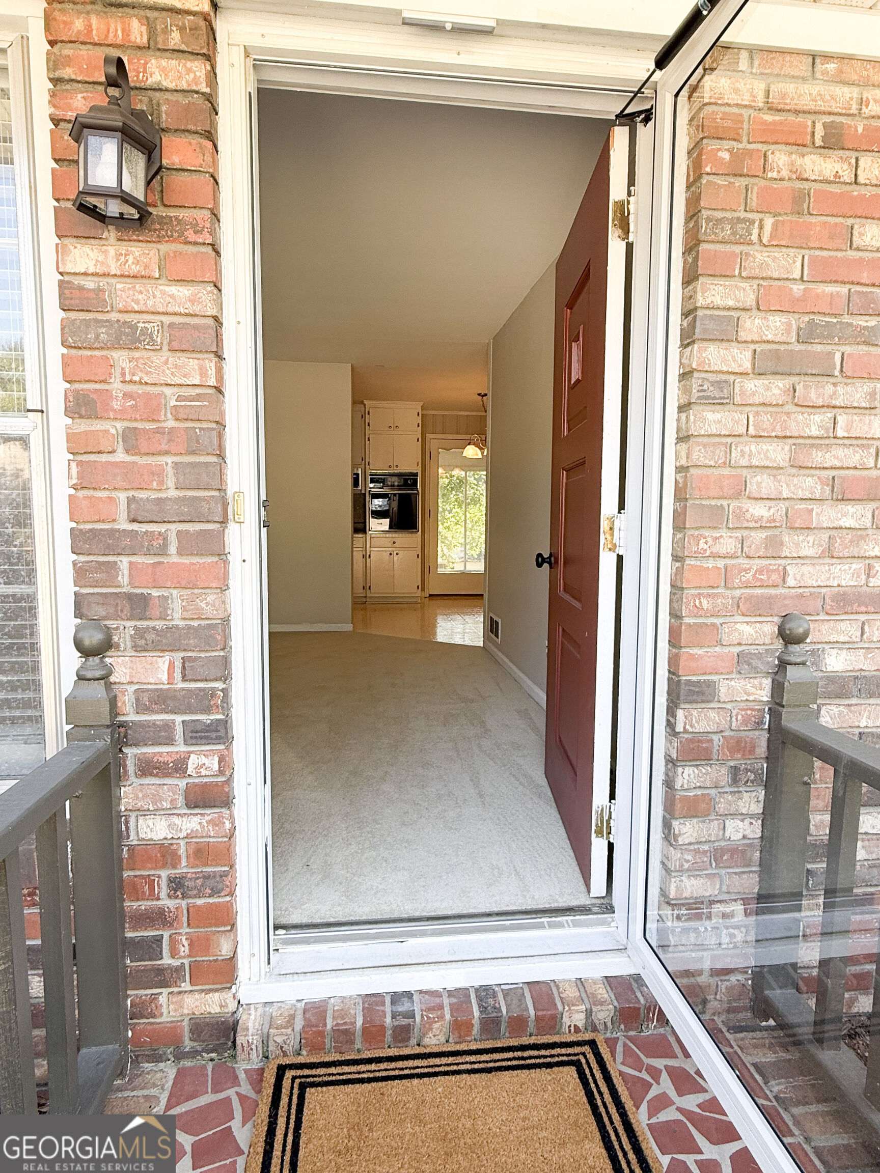 504 Jackson Avenue Property Photo 4
