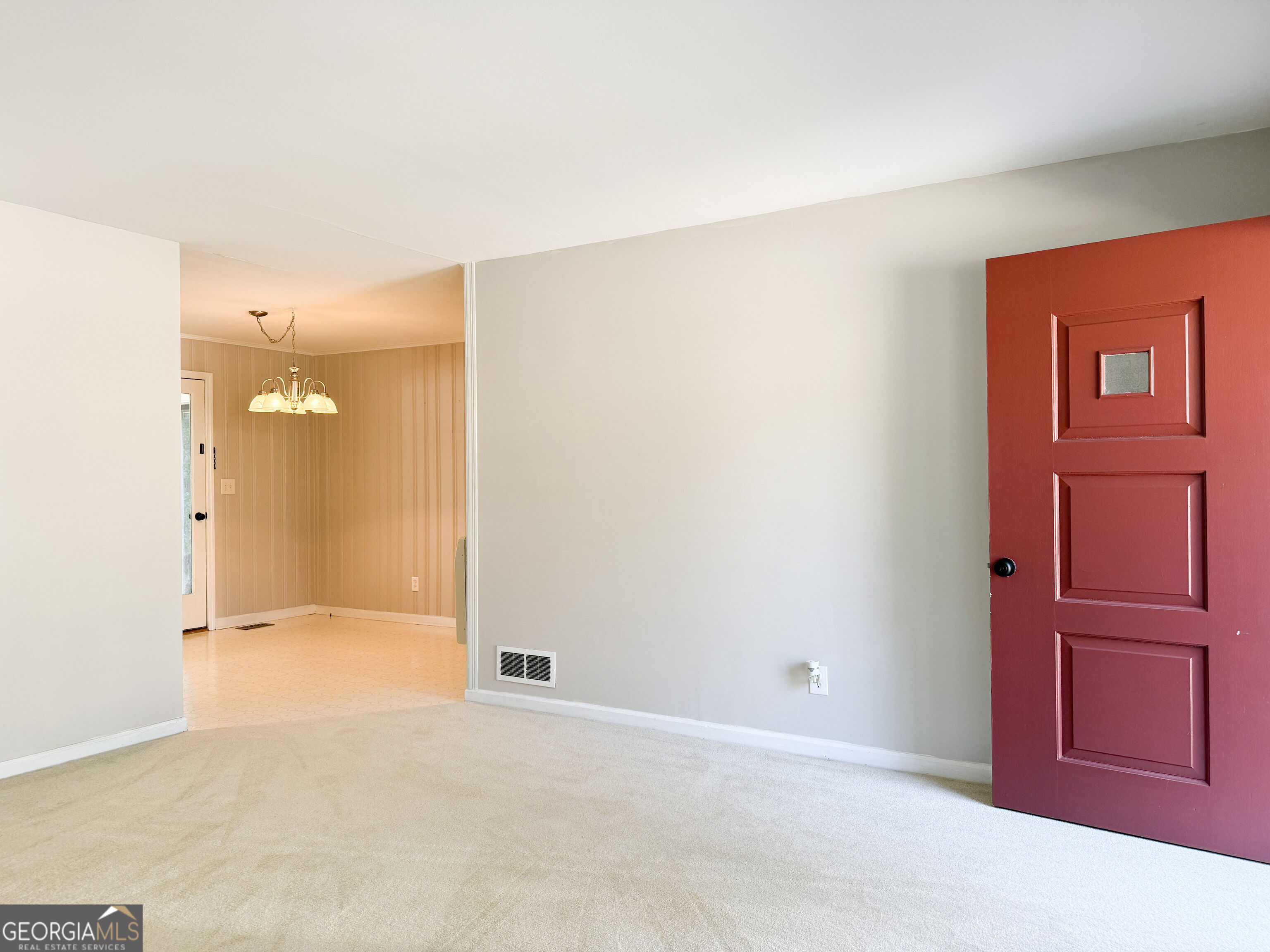 504 Jackson Avenue Property Photo 6