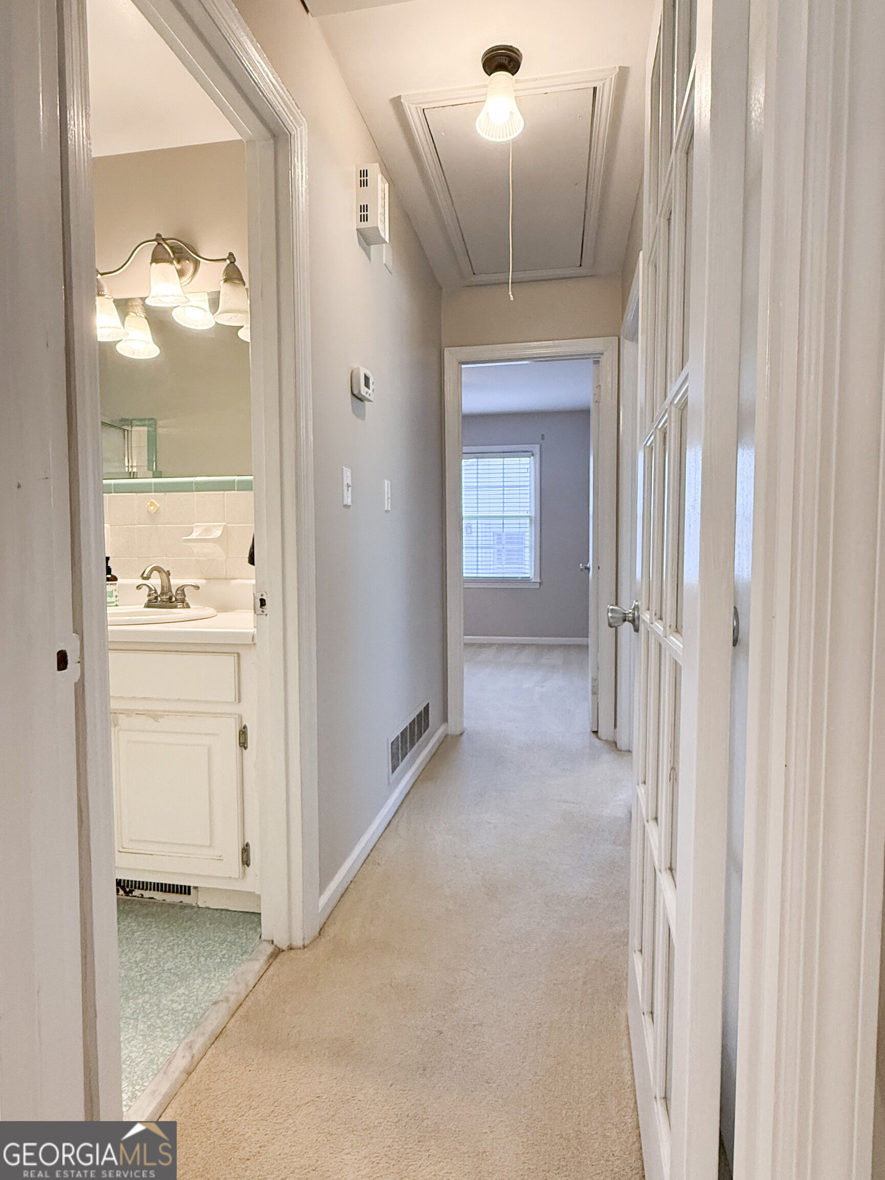 504 Jackson Avenue Property Photo 10