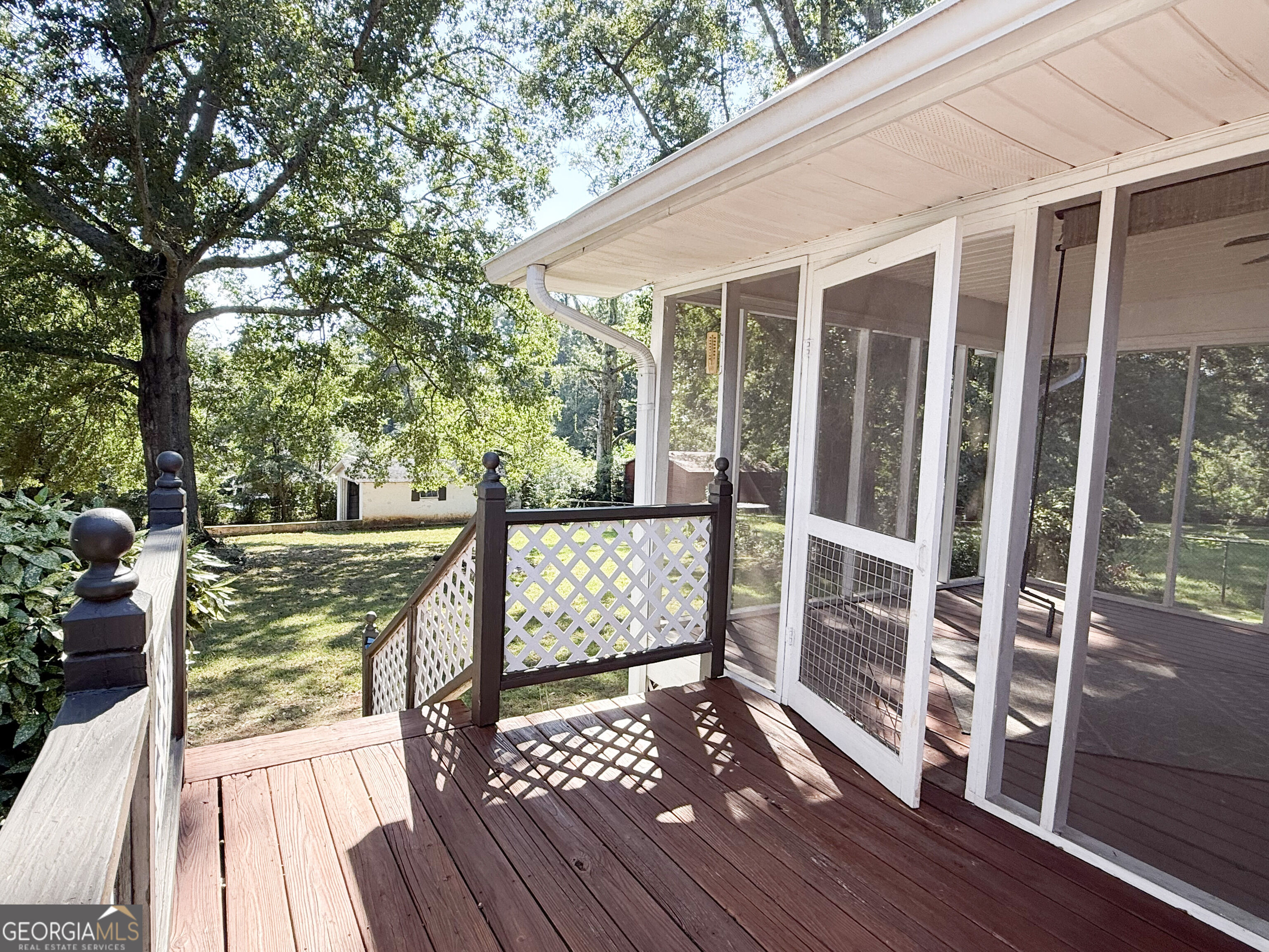504 Jackson Avenue Property Photo 22