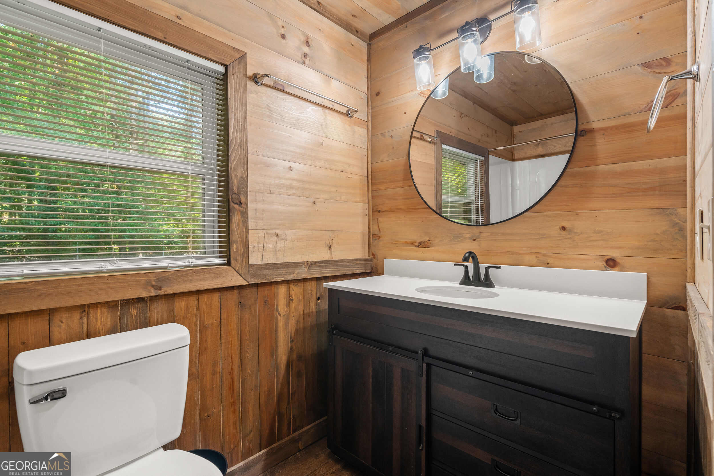 4326 White Oak Drive Property Photo 17