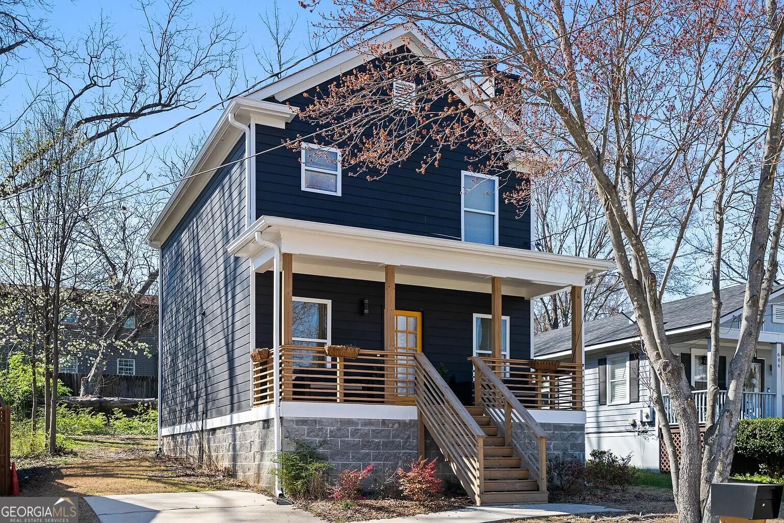604 Julian Street Nw Property Photo 1