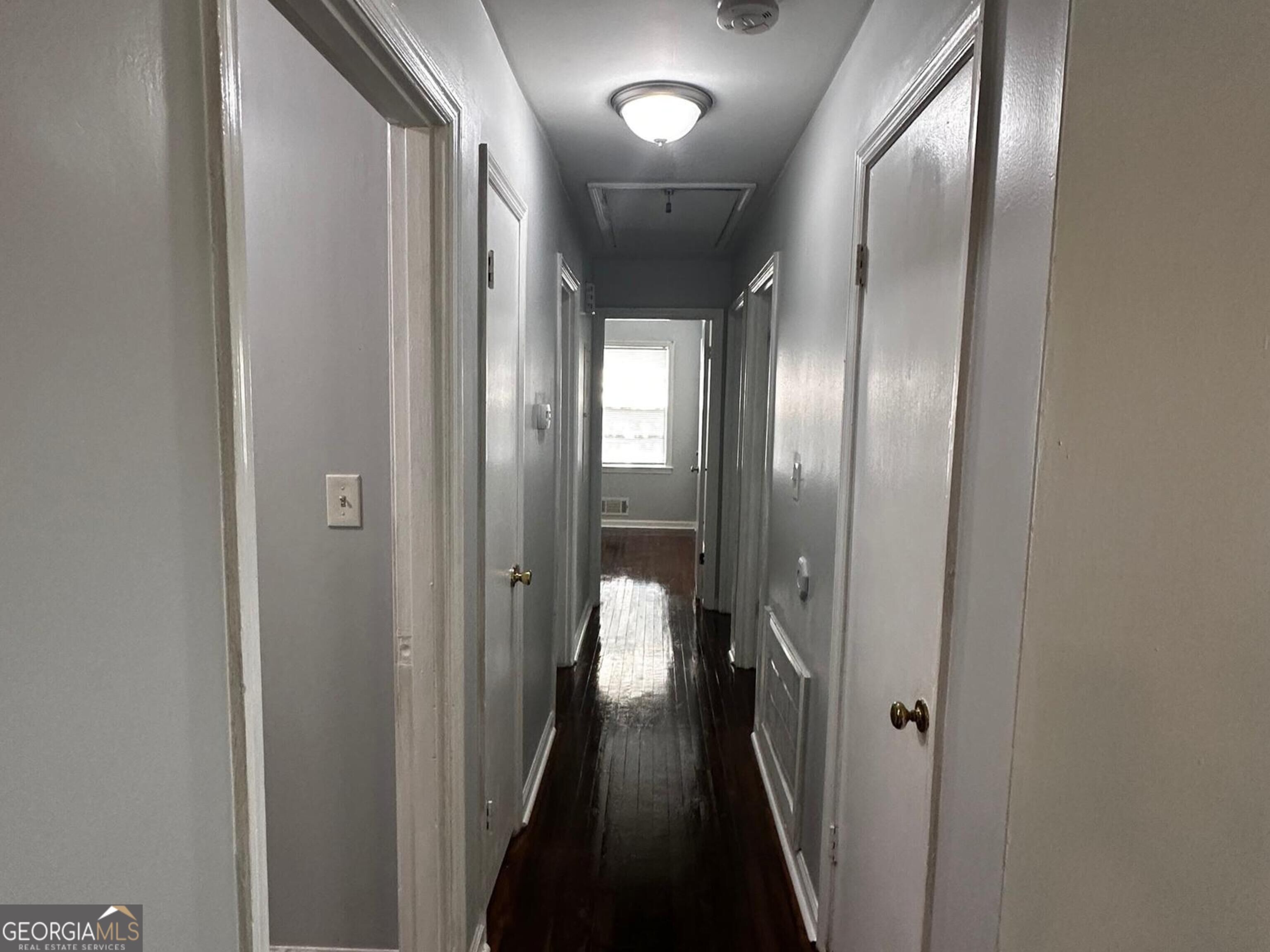 5960 Ash Street Property Photo 8