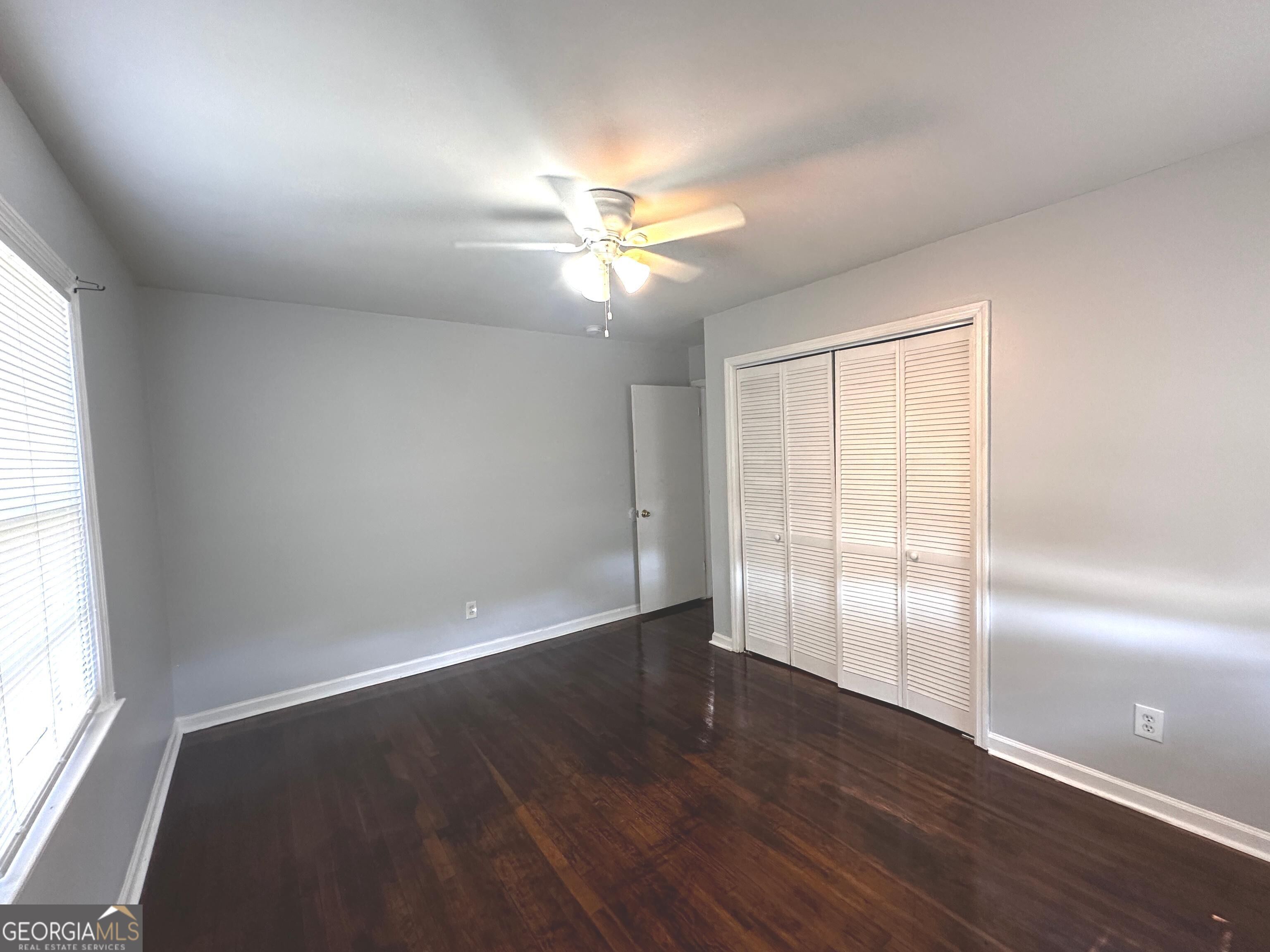 5960 Ash Street Property Photo 9
