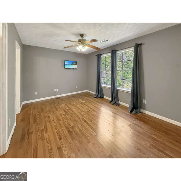 223 City Pond Road Property Photo 7