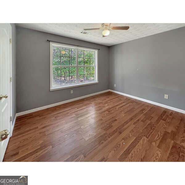 223 City Pond Road Property Photo 11