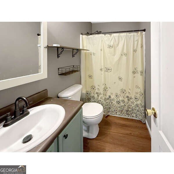 223 City Pond Road Property Photo 12