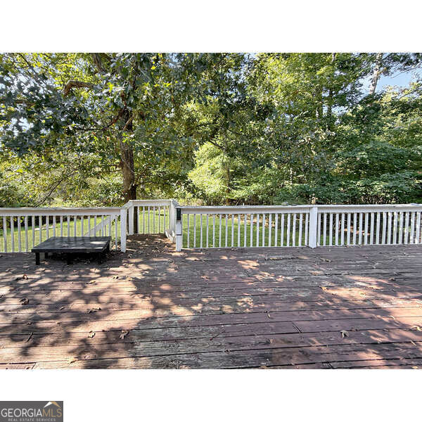 223 City Pond Road Property Photo 18