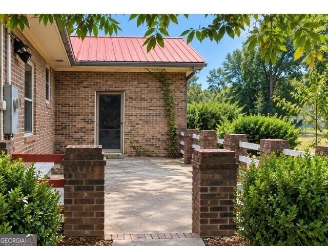 319 Ed Carson Road Property Photo 12