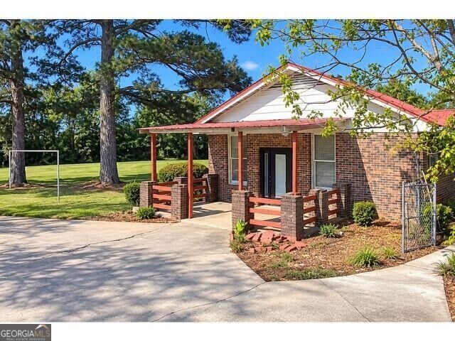 319 Ed Carson Road Property Photo 13