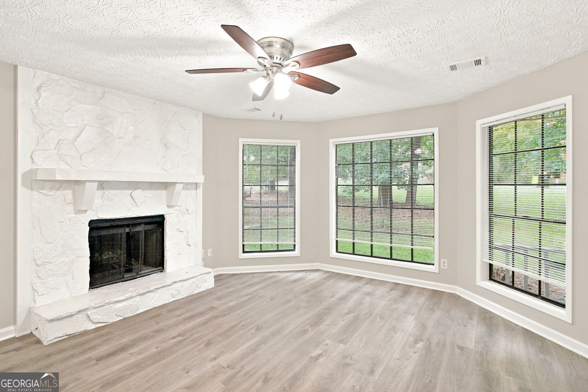 135 N Creek Trail Property Photo 4