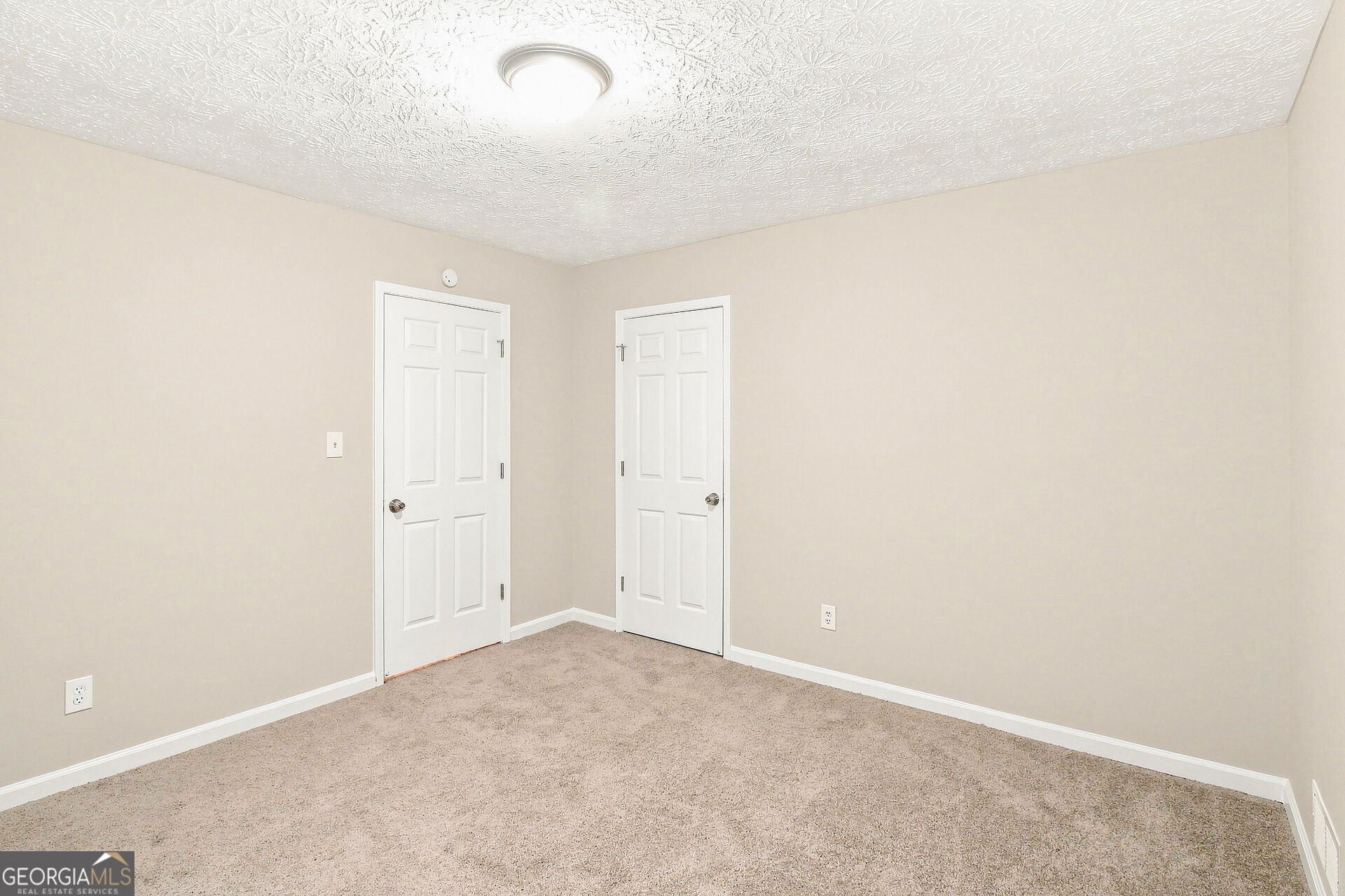 135 N Creek Trail Property Photo 10