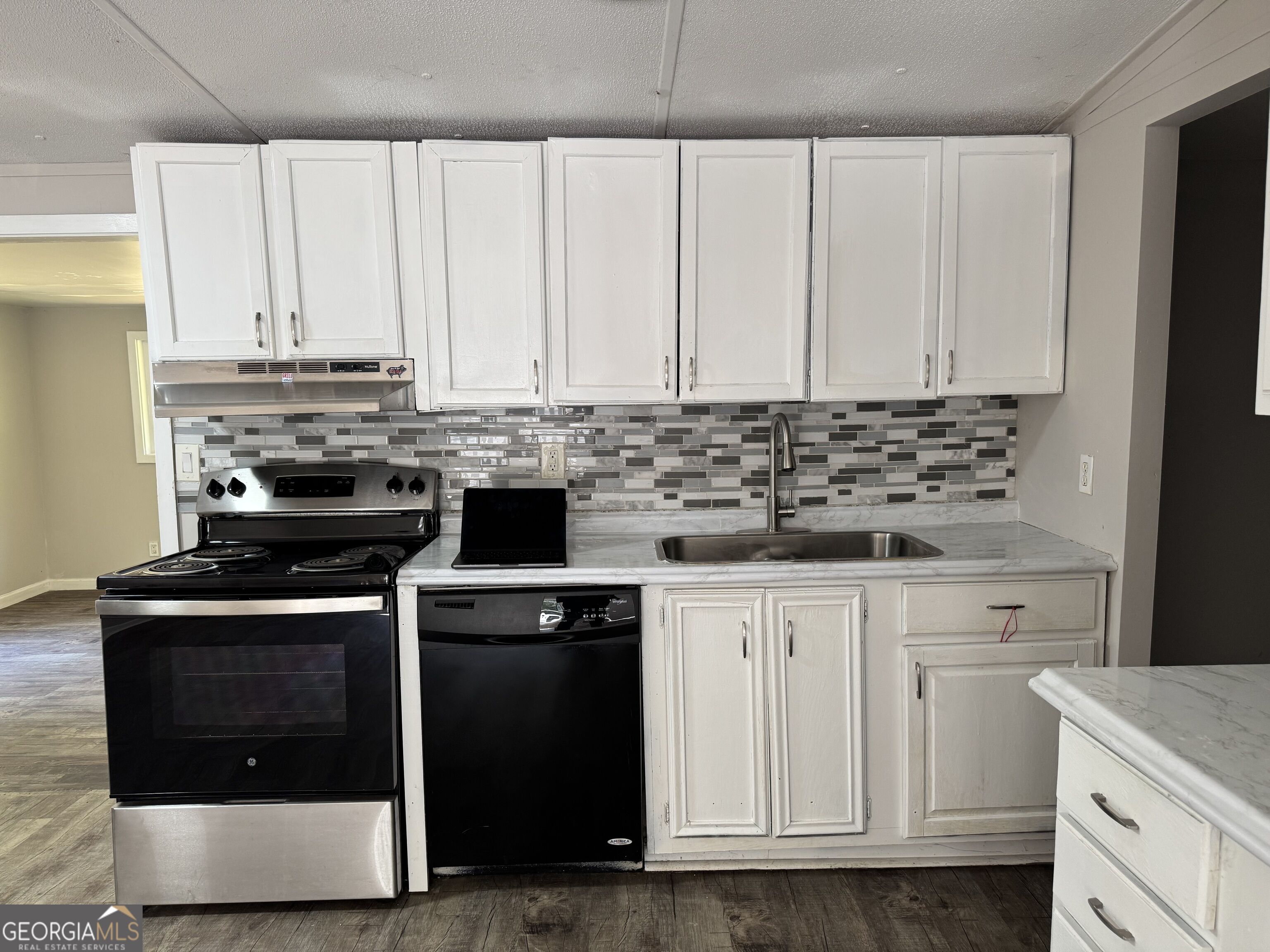 6204 River Run Circle Property Photo 11