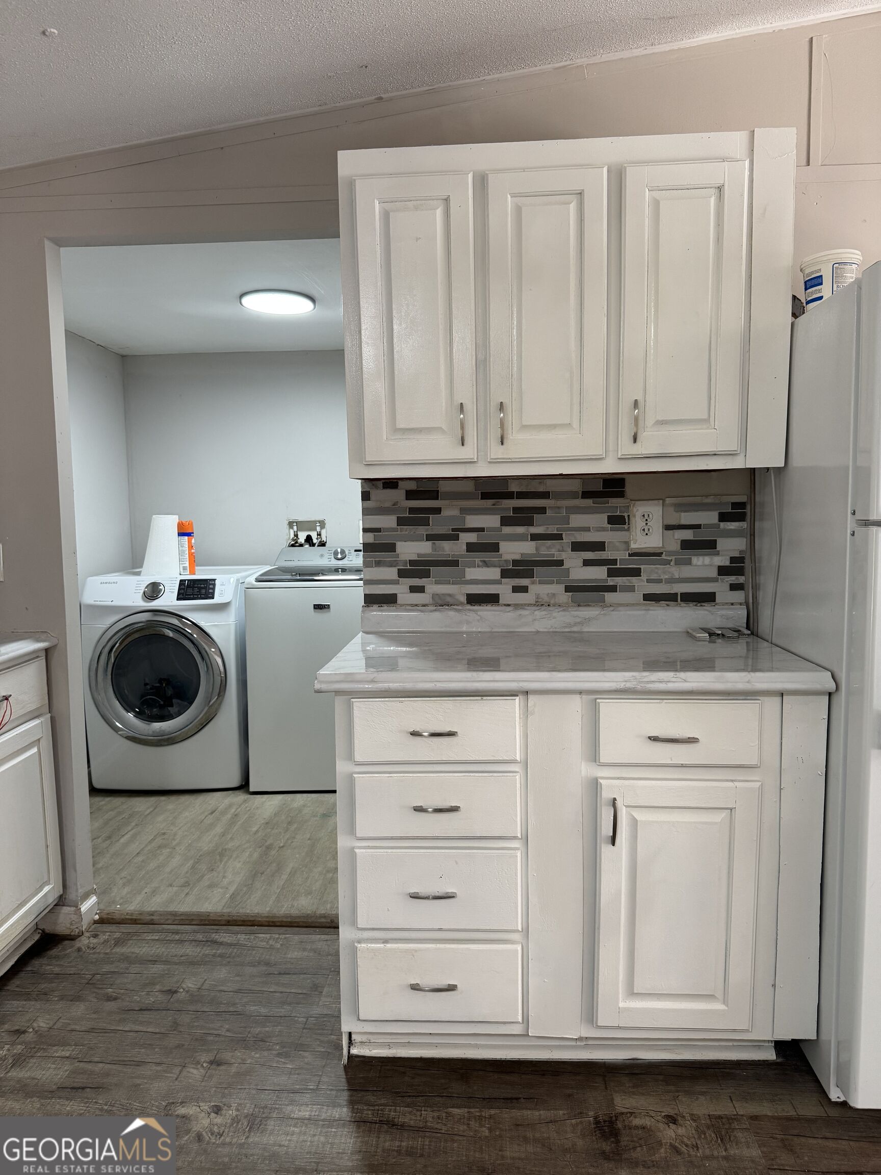 6204 River Run Circle Property Photo 12