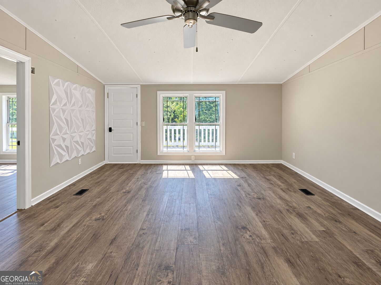 6204 River Run Circle Property Photo 14