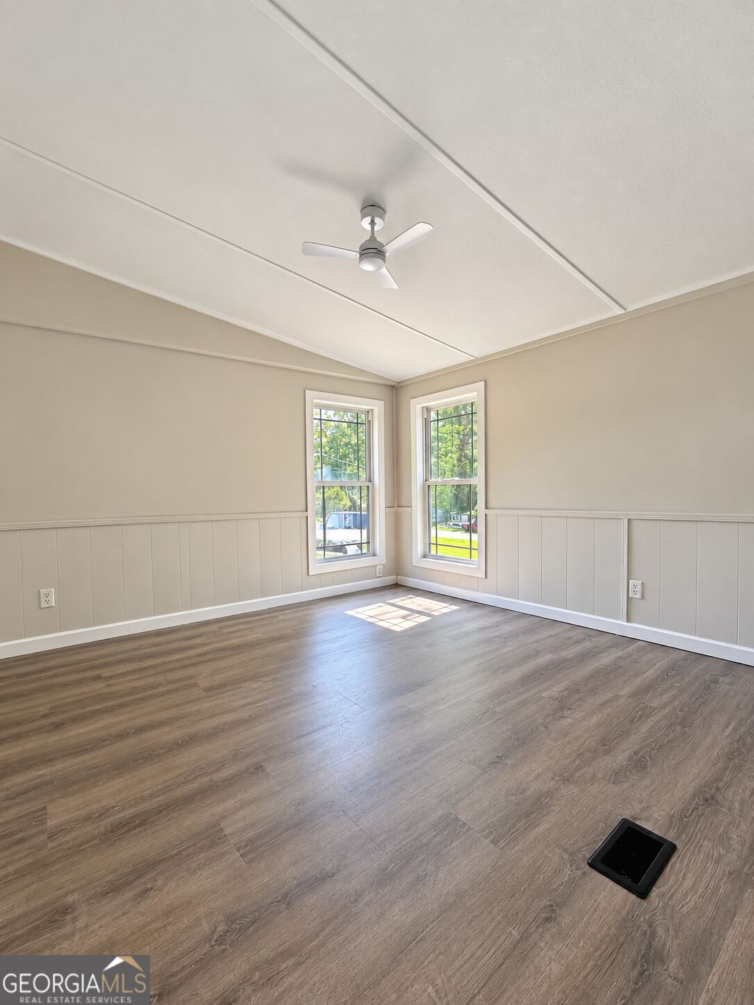6204 River Run Circle Property Photo 20