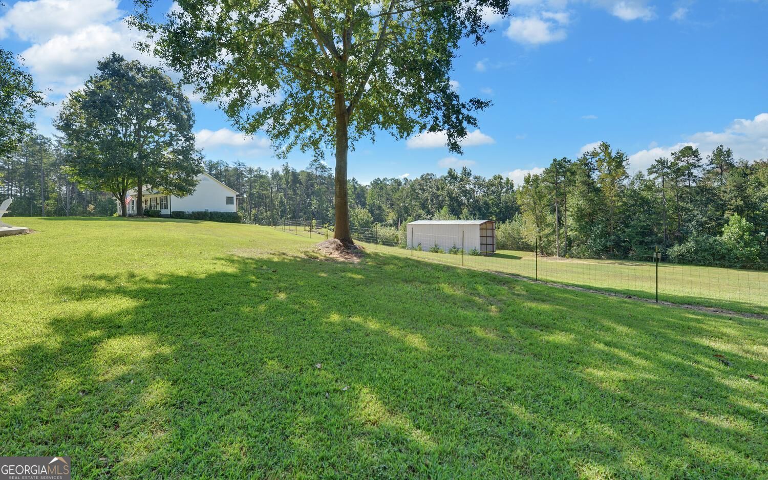 4264 Highway 105 Property Photo 8